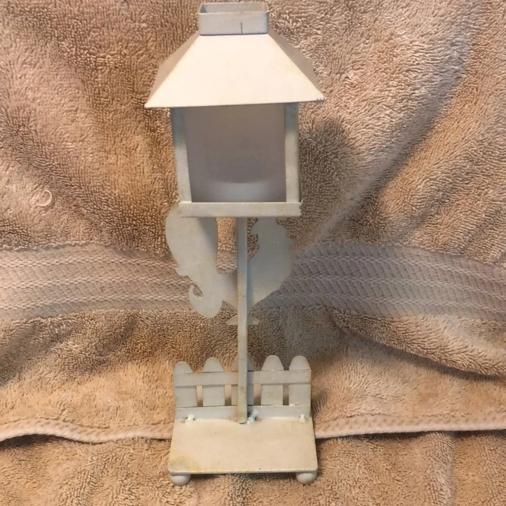 VTG Metal Birdhouse Tea Light Holder Country Boho Candle holder 9”x3”